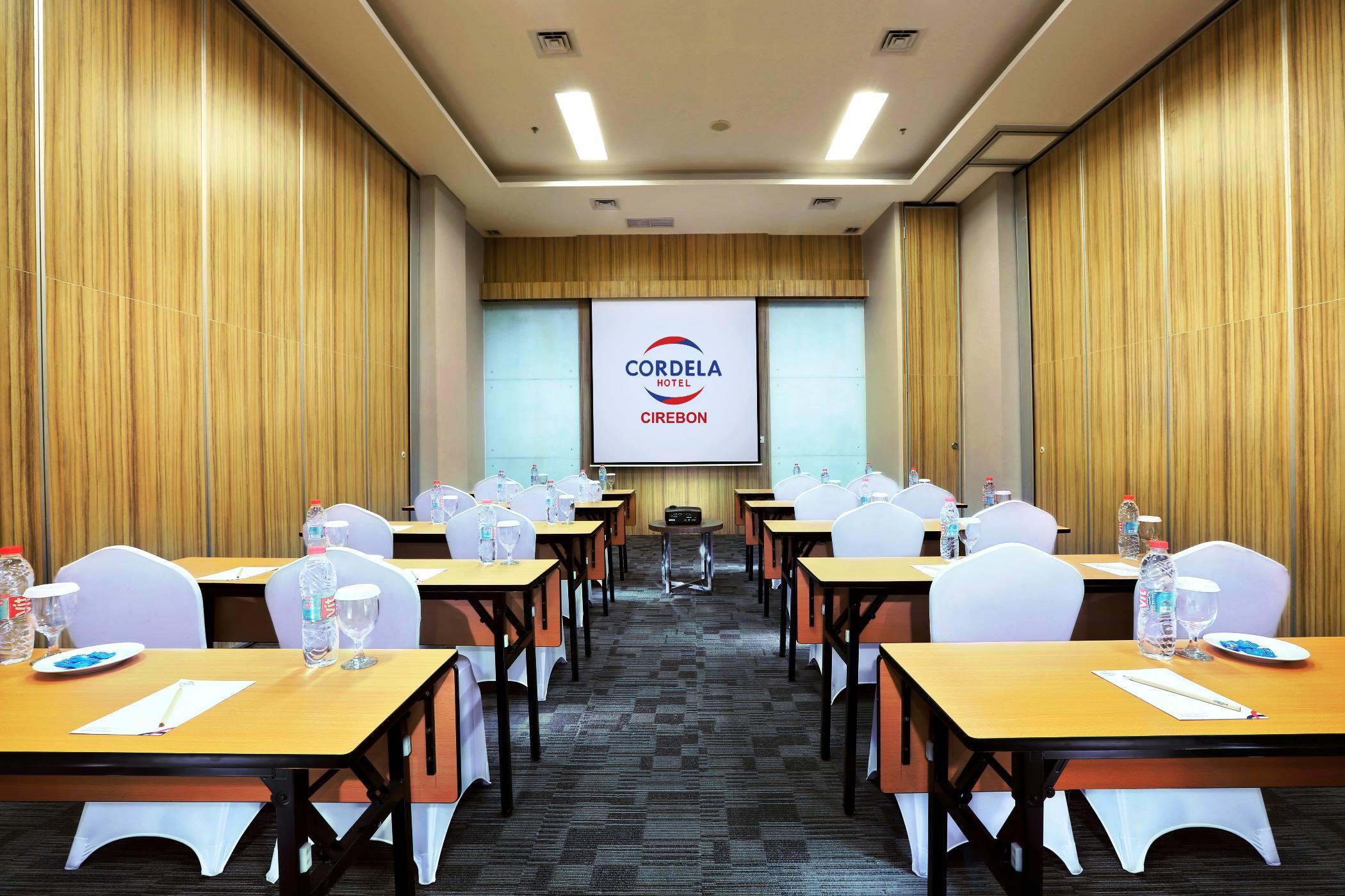 코르델라 호텔 치르본 치레본 외부 사진